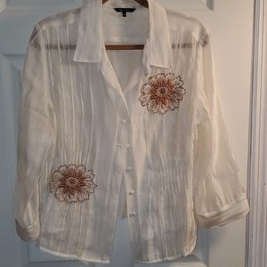 Nic and Zoe Blouse lg lovely details